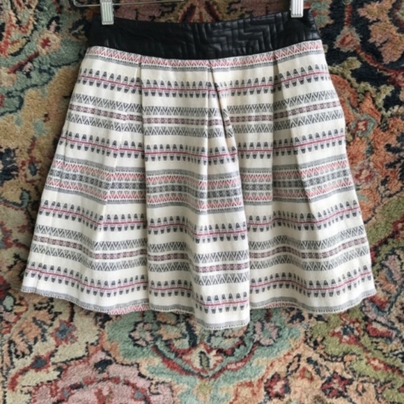 Zara Tapestry Mini Skirt with Jacquard Waistband - Picture 5 of 6